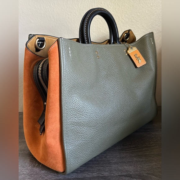 Coach Rogue 39 - Picture 4 of 4